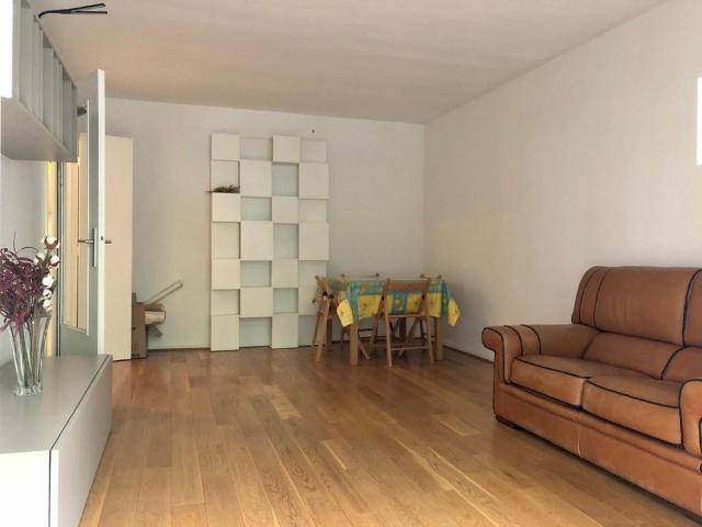 Appartement 3 pièces, 62 m² à louer à Courbevoie 92400