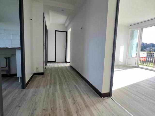 Appartement 3 pièces, 62 m² à louer à Livron sur Drôme 26250