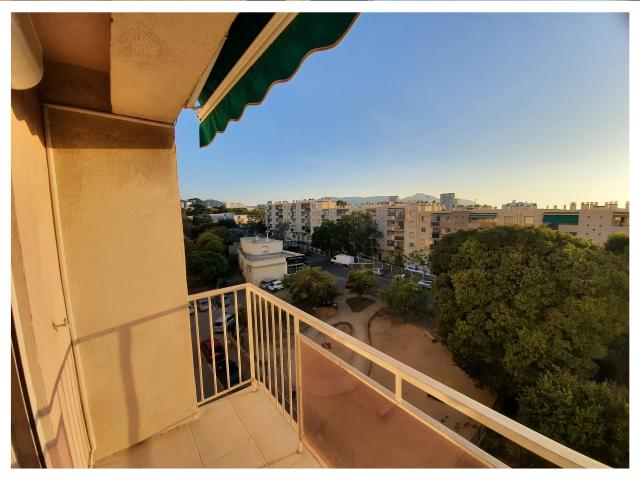 Appartement 3 pièces, 62 m² à louer à Marseille 9 13009
