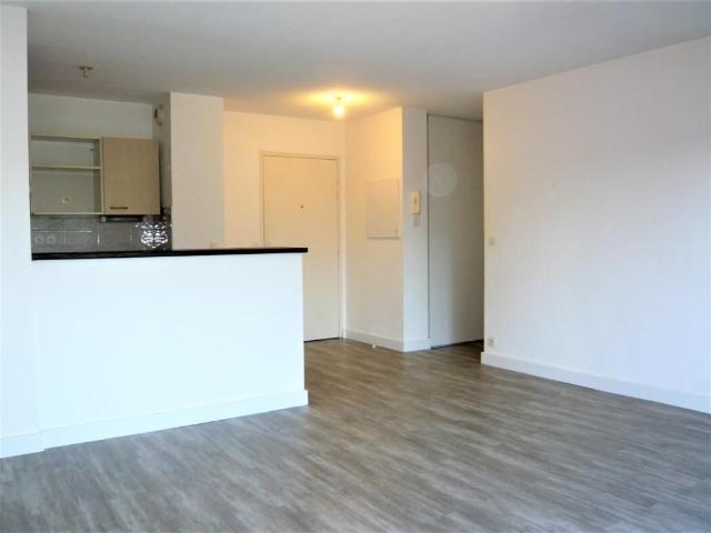 Appartement 3 pièces, 62 m² à louer à Pau 64000