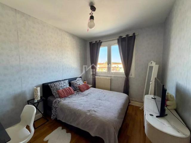 Appartement 3 pièces 62 m² parking