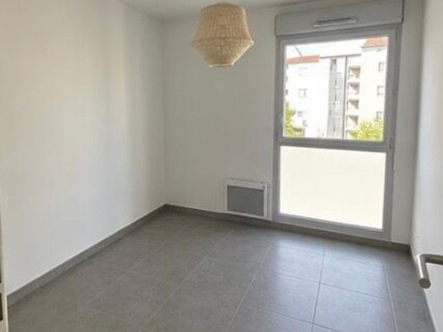 Location appartement 3 pièces 67 m² à Toulouse 31400