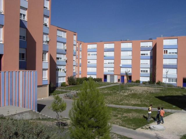 Appartement 3 pièces, 67 m² à louer à Valréas 84600