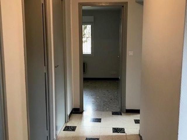 Appartement 3 pièces, 67 m² à louer à Nîmes 30900