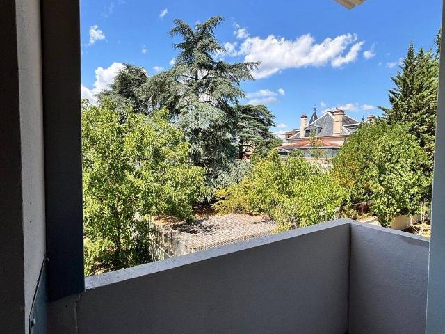 Appartement / 3 pièces / 64.00 m2