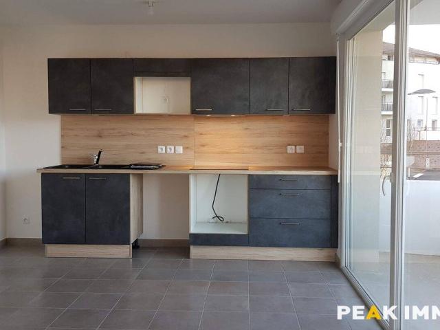 Appartement 3 pièces 64,38 m² CRUSEILLES
