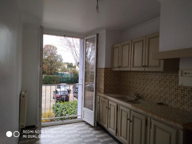 Appartement 3 pièces, 64 m² à louer à Tarascon 13150