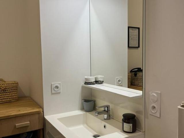 Appartement 3 pièces, 64 m² à louer à Bordeaux 33000