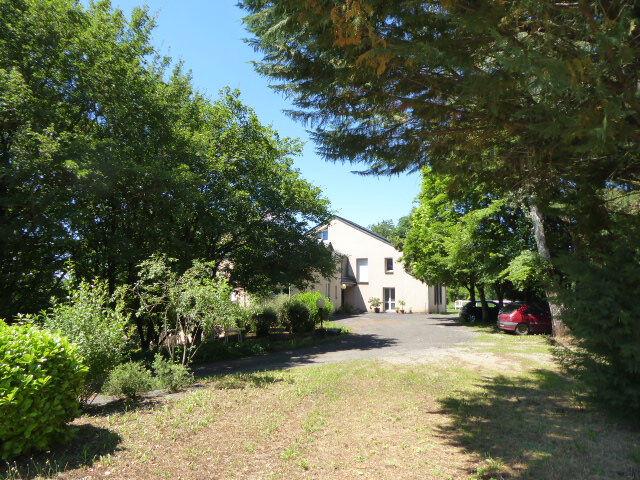 Appartement 3 pièces, 64 m² à louer à Bozouls 12340