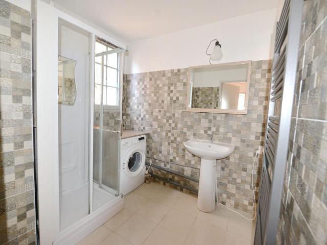 Appartement 3 pièces, 64 m² à louer à Grasse 06130