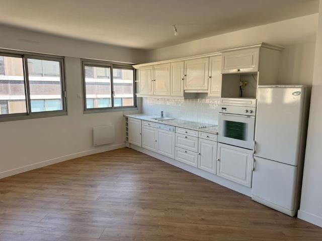 Appartement 3 pièces, 64 m² à louer à Le Vésinet 78110