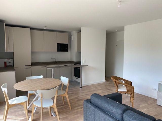 Appartement 3 pièces, 64 m² à louer à Massy 91300