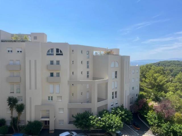 Appartement 3 pièces, 64 m² à louer à Mougins 06250