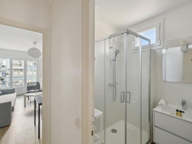 Appartement 3 pièces, 64 m² à louer à Nice 06000