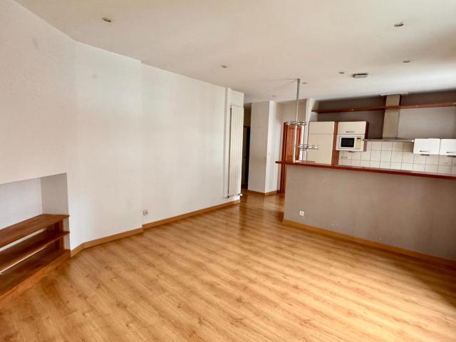 Appartement 3 pièces – 64 m² environ à Vannes ref: 13025