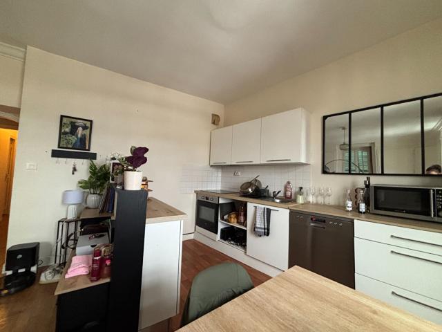 Appartement 3 pièces – 64 m² environ 803 €/mois