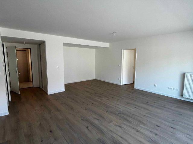 Appartement / 3 pièces / 65.43 m2
