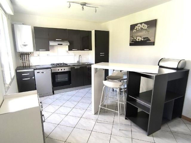 Appartement 3 pièces, 65 m² à louer à Bressolles 01360