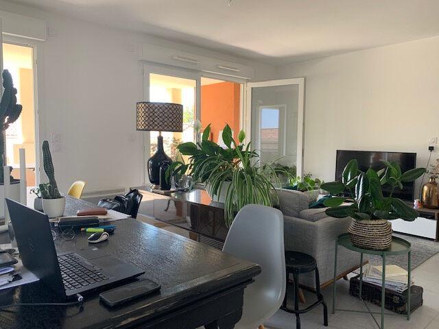 Appartement 3 pièces, 65 m² à louer à Châteauneuf le Rouge 13790