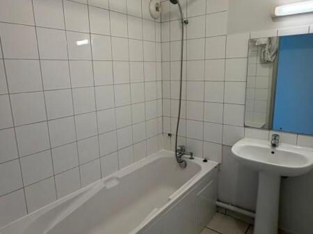 Appartement 3 pièces, 65 m² à louer à Grenade 31330