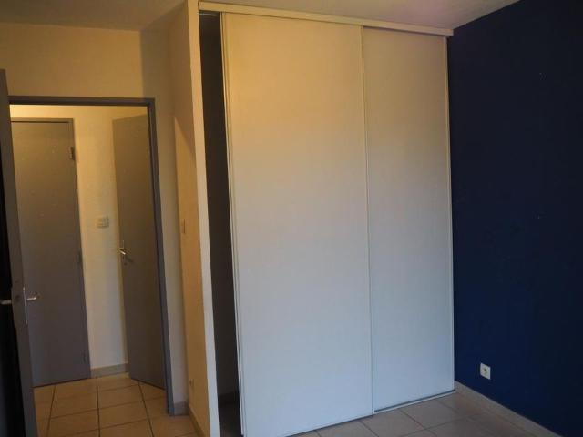 Appartement 3 pièces, 65 m² à louer à Les Angles 30133