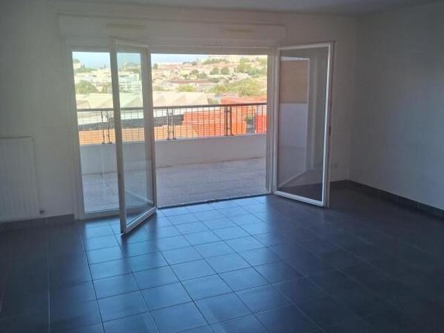 Appartement 3 pièces, 65 m² à louer à Marseille 15 13015