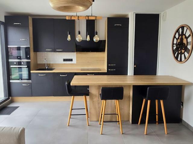 Appartement 3 pièces, 65 m² à louer à Noisy le Grand 93160