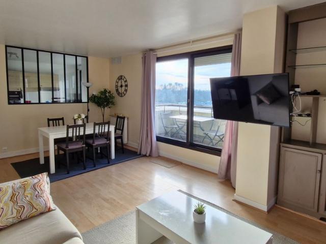 Appartement 3 pièces, 65 m² à louer à Suresnes 92150