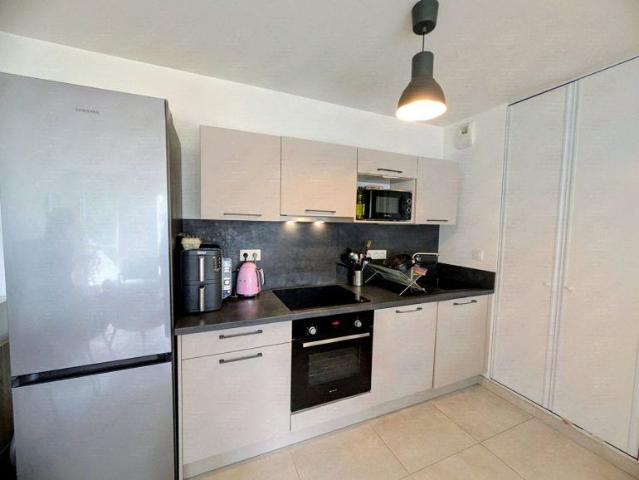 Appartement 3 pièces – 65 m² environ à Saint Grégoire ref: 175621