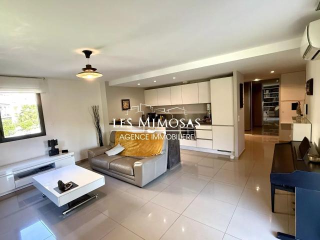 Appartement 3 pièces 65 m² – Saint Raphaël LE DRAMONT 64m² Saint Raphaël