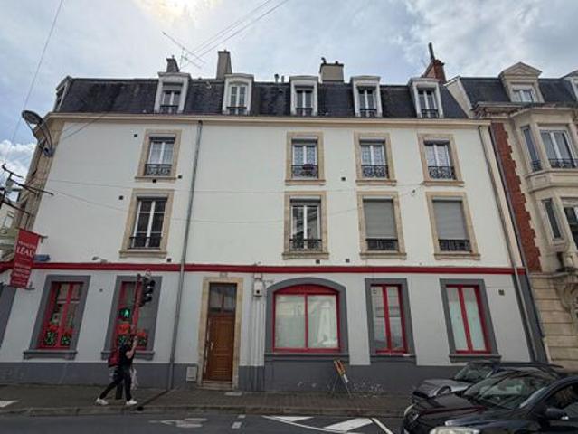 Appartement 3 pièces 65m2 REIMS 810 euros