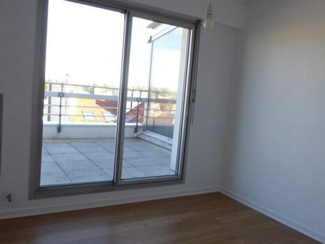 Appartement 3 pièces 65m2 REIMS 950 euros