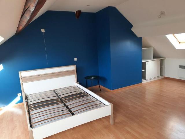 Appartement 3 pièces, 66 m² à louer à Famars 59300