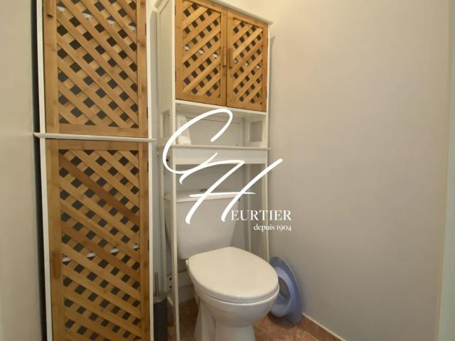 GRENOBLE APPARTEMENT T3 DERNIER ETAGE