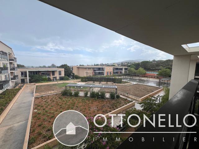 Appartement 3 pièces, 66 m² à louer à Roquebrune sur Argens 83520