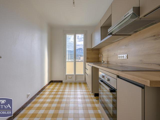 Appartement 4 pièces 66 m²