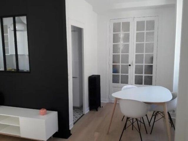 Appartement 3 pièces, 68 m² à louer à Bordeaux 33000