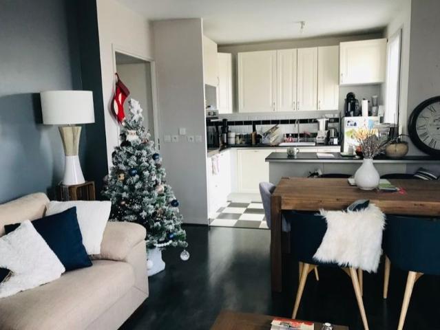 Appartement 3 pièces, 68 m² à louer à Corbeil Essonnes 91100