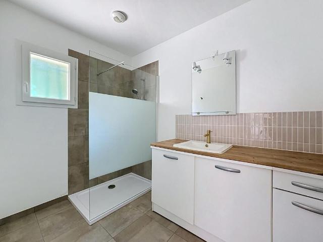 Appartement 3 pièces, 68 m² à louer à Eccica Suarella 20117
