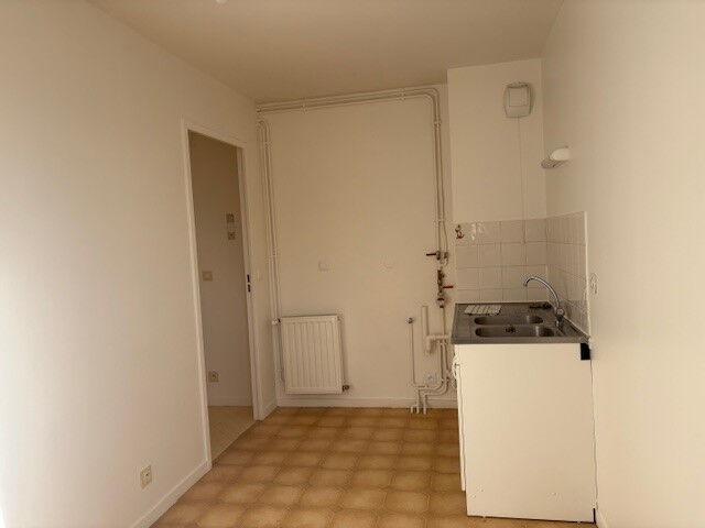 Appartement 3 pièces, 68 m² à louer à La Châtre 36400