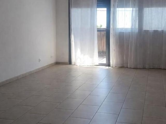 Appartement 3 pièces, 68 m² à louer à Saint Denis 97400