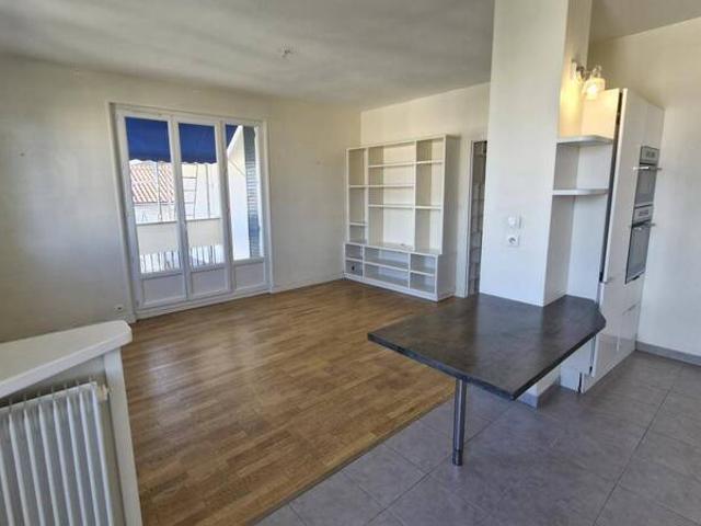 Appartement 3 pièces 69006 Lyon 6e Arrondissement
