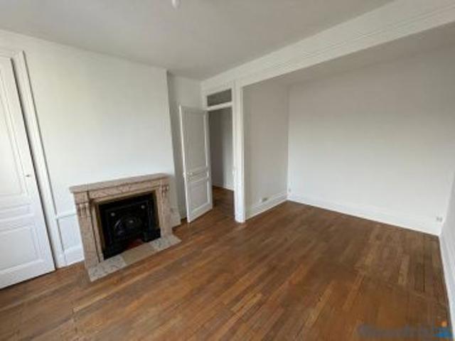 Appartement 3 pièces 69.89 m²