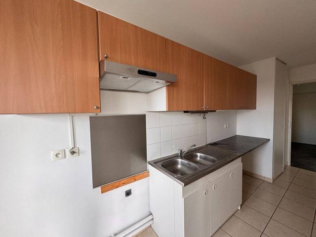 Appartement 3 pièces 69 m2 + balcon + cave LILLE FLANDRES
