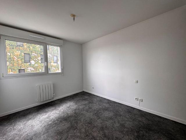 Appartement 3 pièces 69 m2 + balcon + cave LILLE FLANDRES