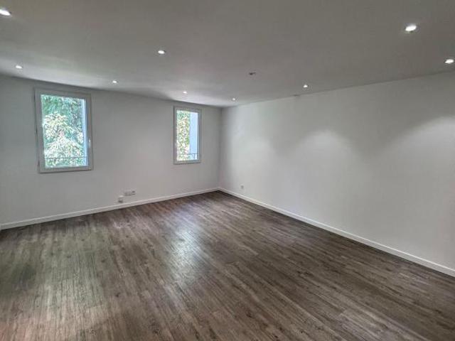 Appartement 3 pièces, 69 m² à louer à Toulon 83200