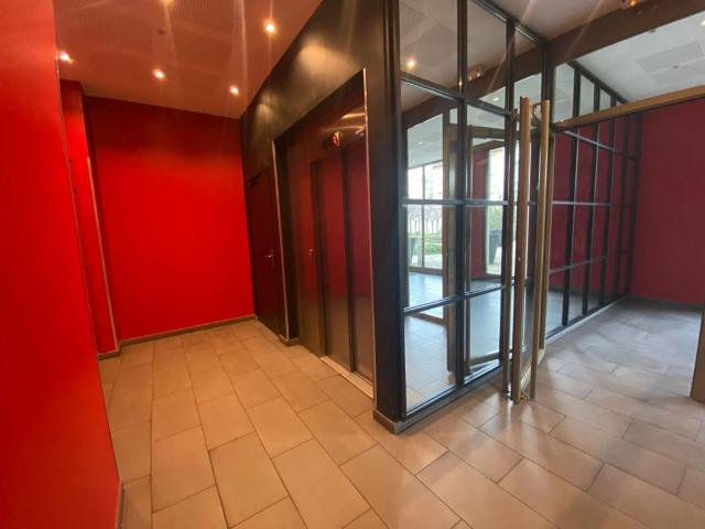 Appartement 3 pièces, 69 m² à louer à Villeurbanne 69100