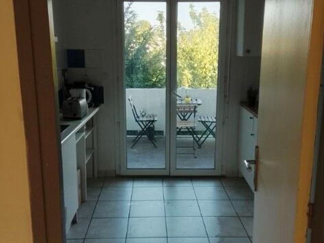 Appartement 3 pièces, 69 m² à louer à Bordeaux 33000