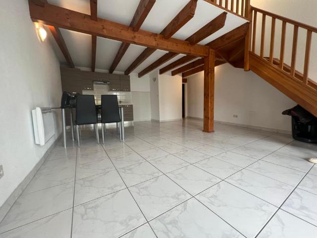 Appartement 3 pièces, 69 m² à louer à Nîmes 30000