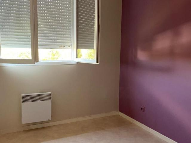 Appartement 3 pièces, 69 m² à louer à Saint Juéry 81160